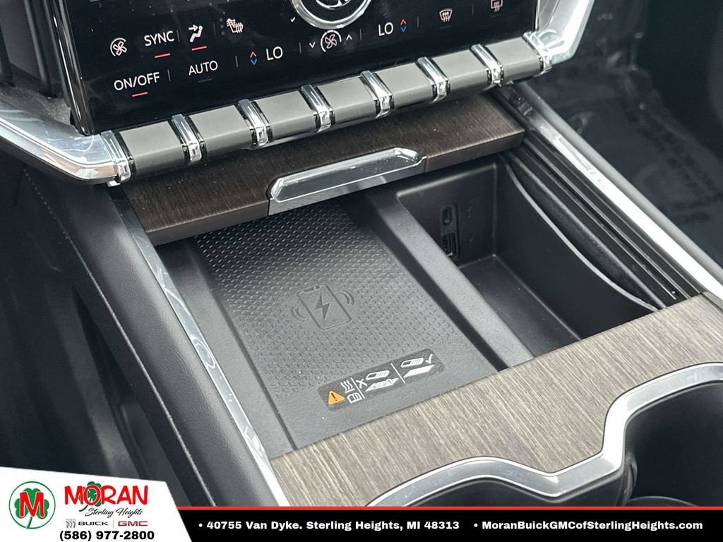 2024 GMC Acadia Denali