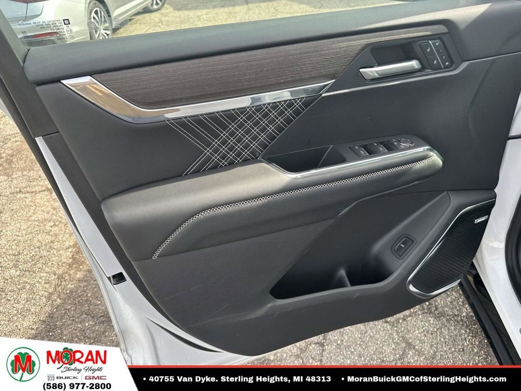 2024 GMC Acadia Denali