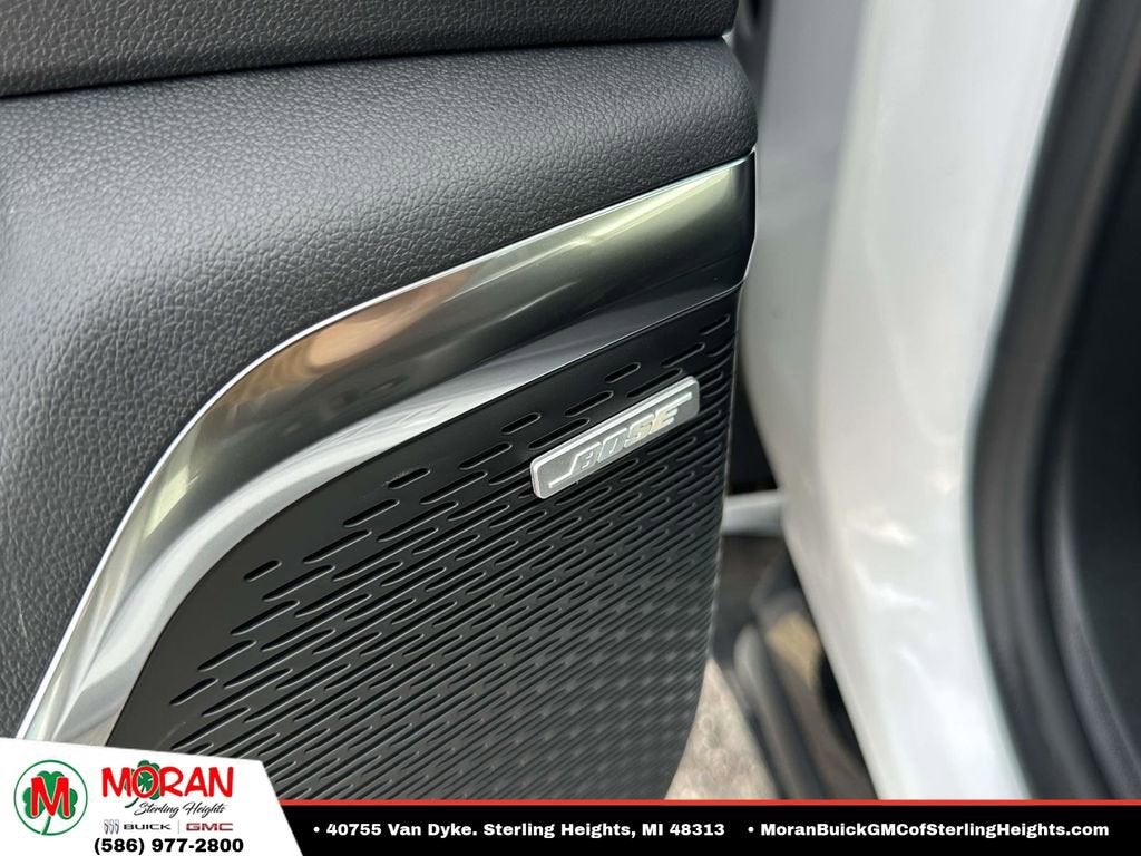 2024 GMC Acadia Denali