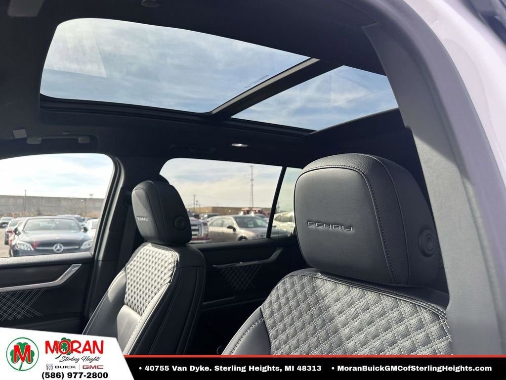 2024 GMC Acadia Denali