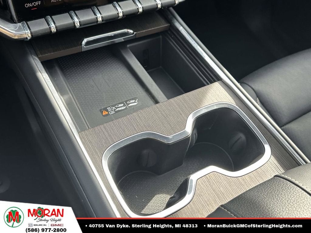 2024 GMC Acadia Denali