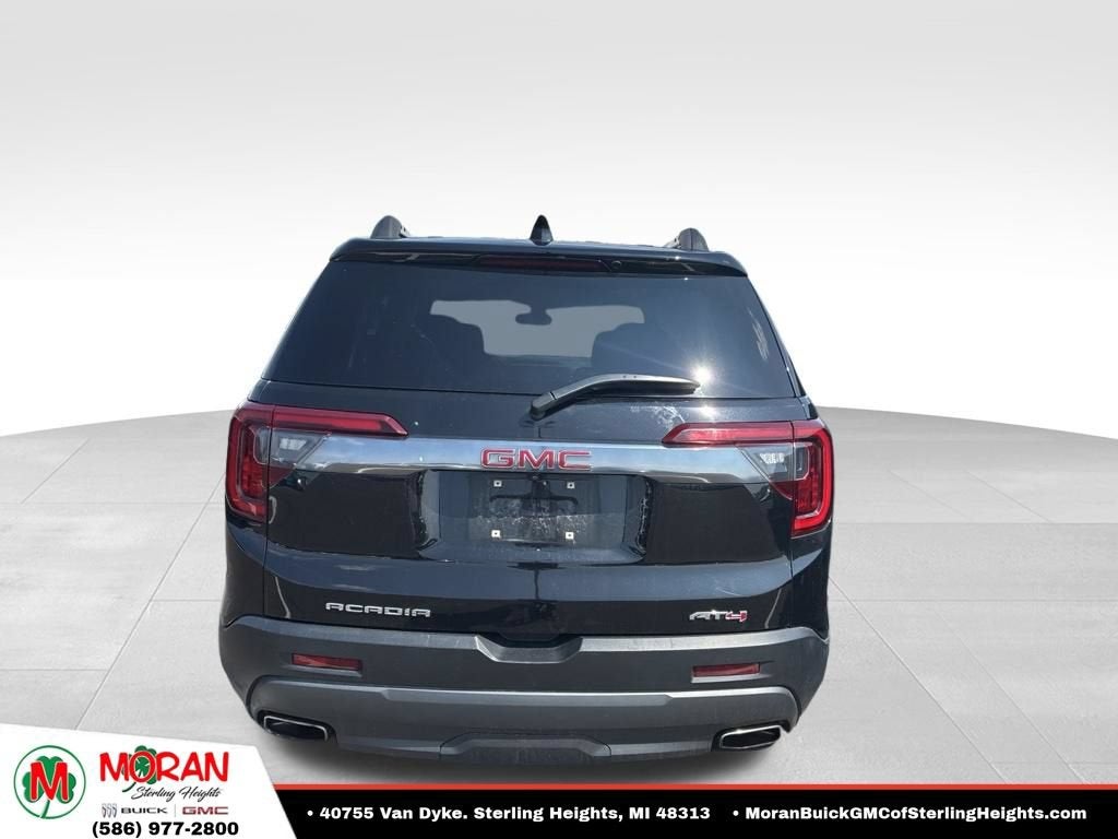 2023 GMC Acadia AT4
