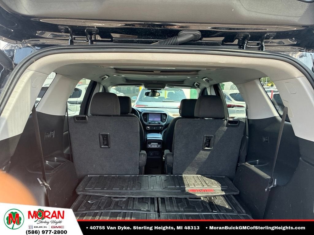 2023 GMC Acadia AT4