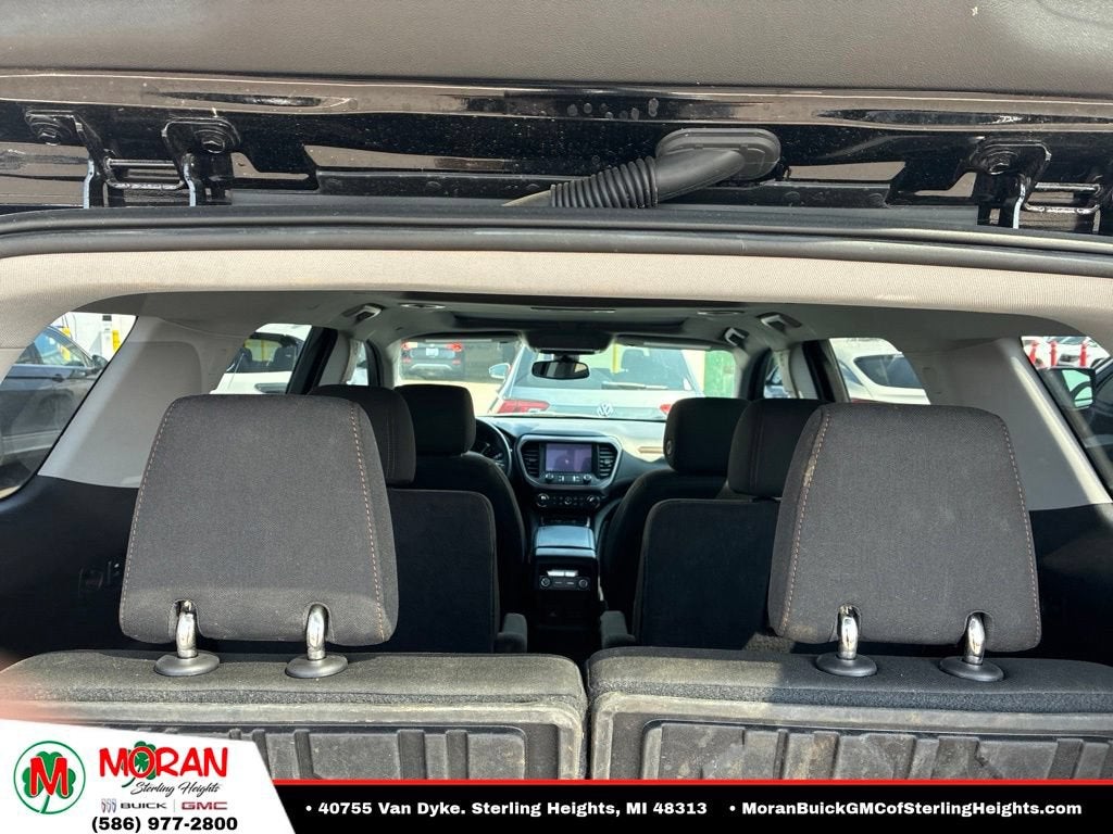 2023 GMC Acadia AT4