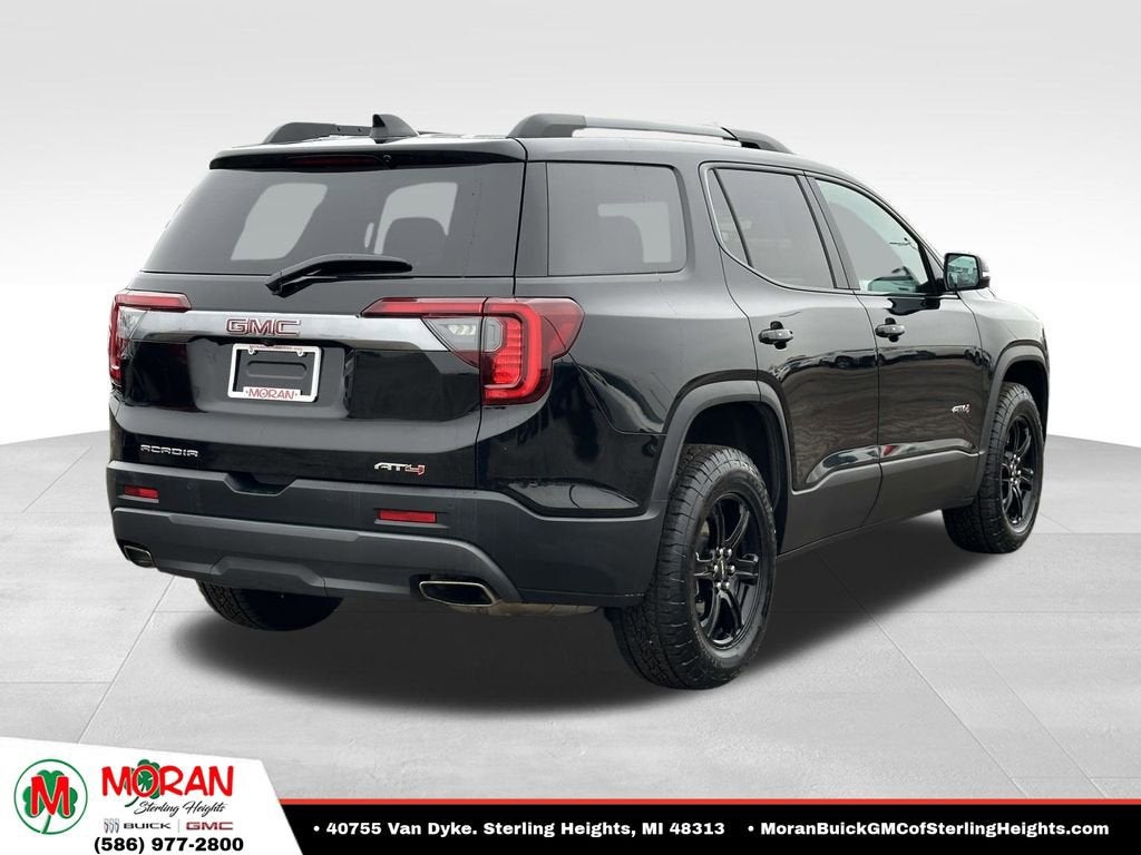2022 GMC Acadia AT4