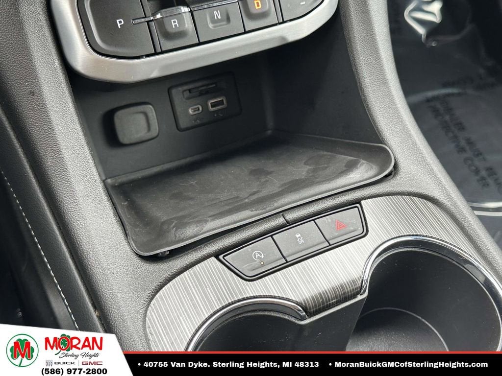 2023 GMC Acadia SLT