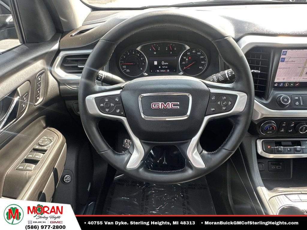 2023 GMC Acadia SLT