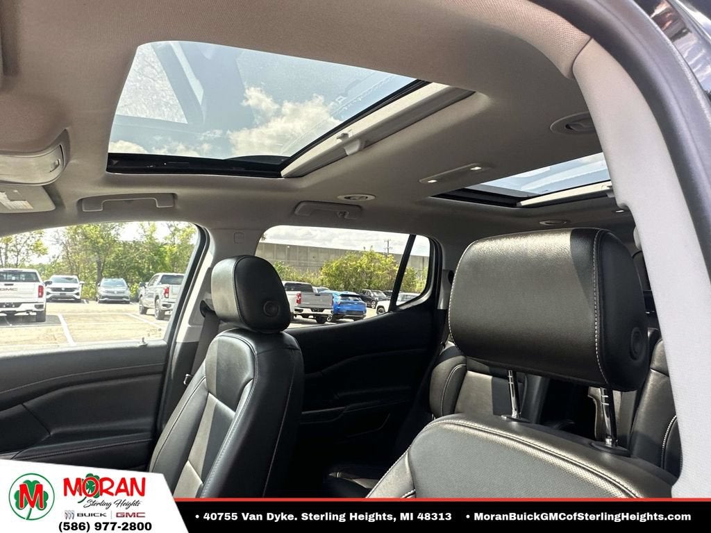 2023 GMC Acadia SLT
