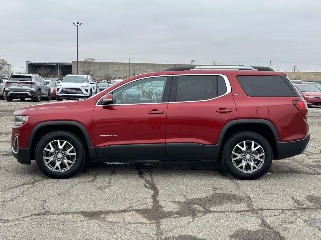 2023 GMC Acadia SLT