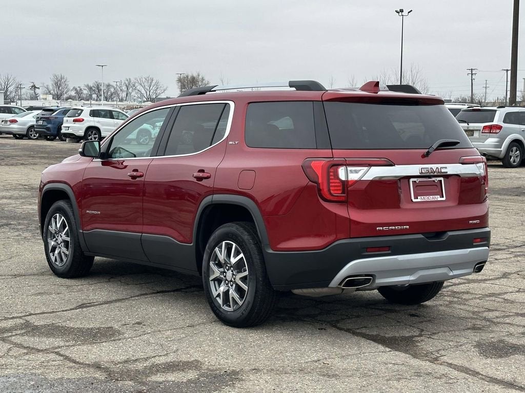 2023 GMC Acadia SLT