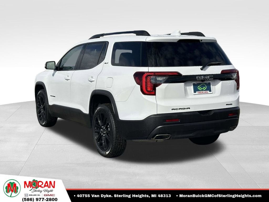 2023 GMC Acadia SLT