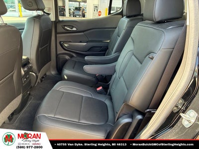 2023 GMC Acadia SLT