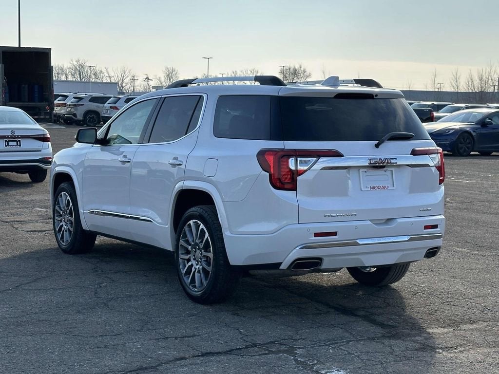2023 GMC Acadia Denali