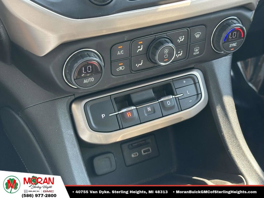 2020 GMC Acadia Denali