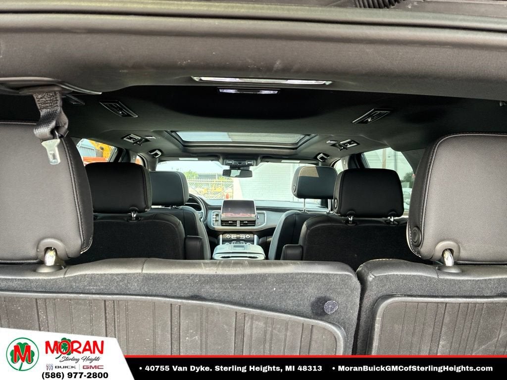 2023 GMC Yukon SLT