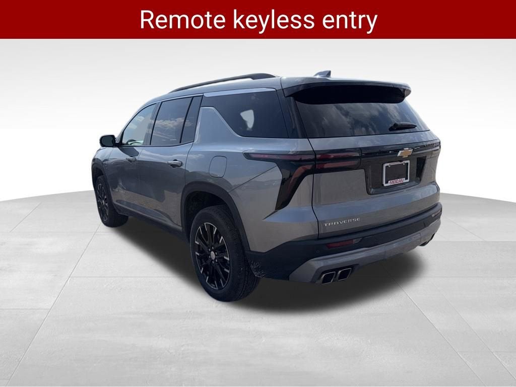 2024 Chevrolet Traverse LT