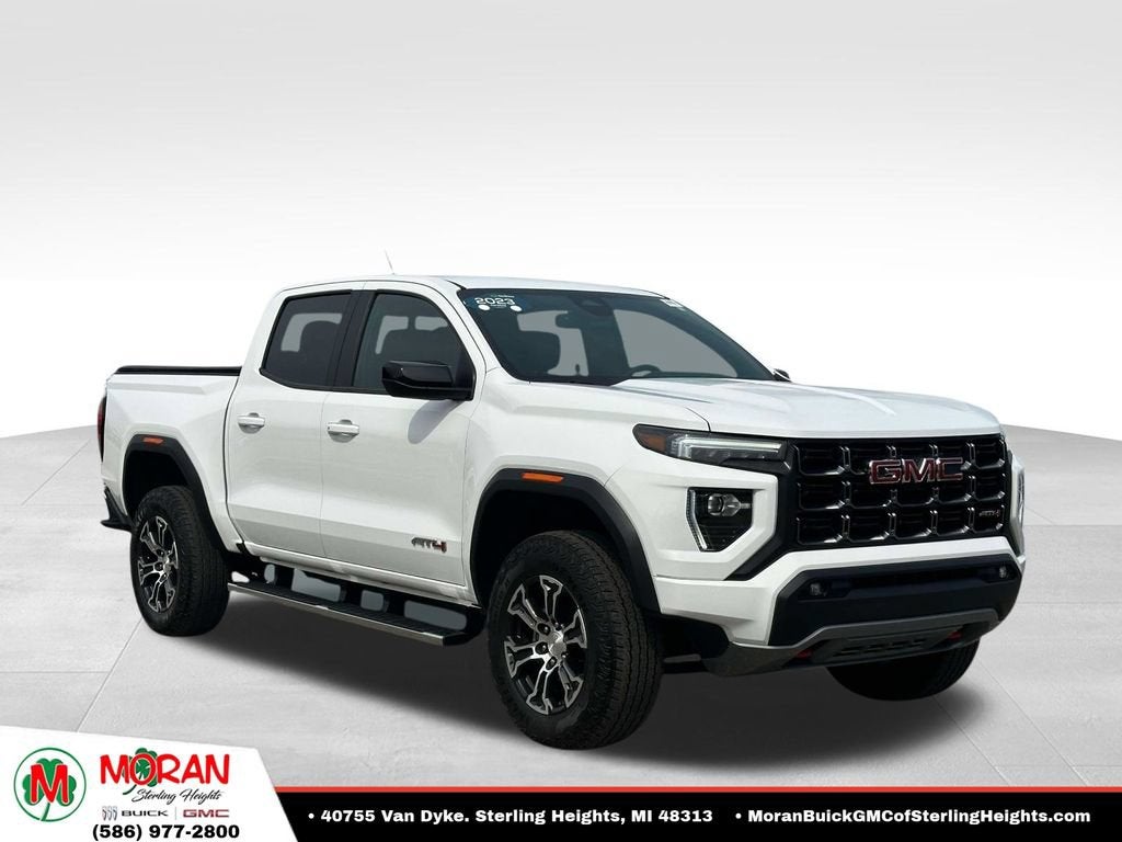 2023 GMC Canyon 4WD AT4