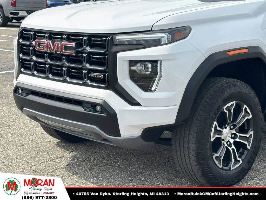 2023 GMC Canyon 4WD AT4