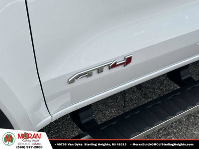 2023 GMC Canyon 4WD AT4