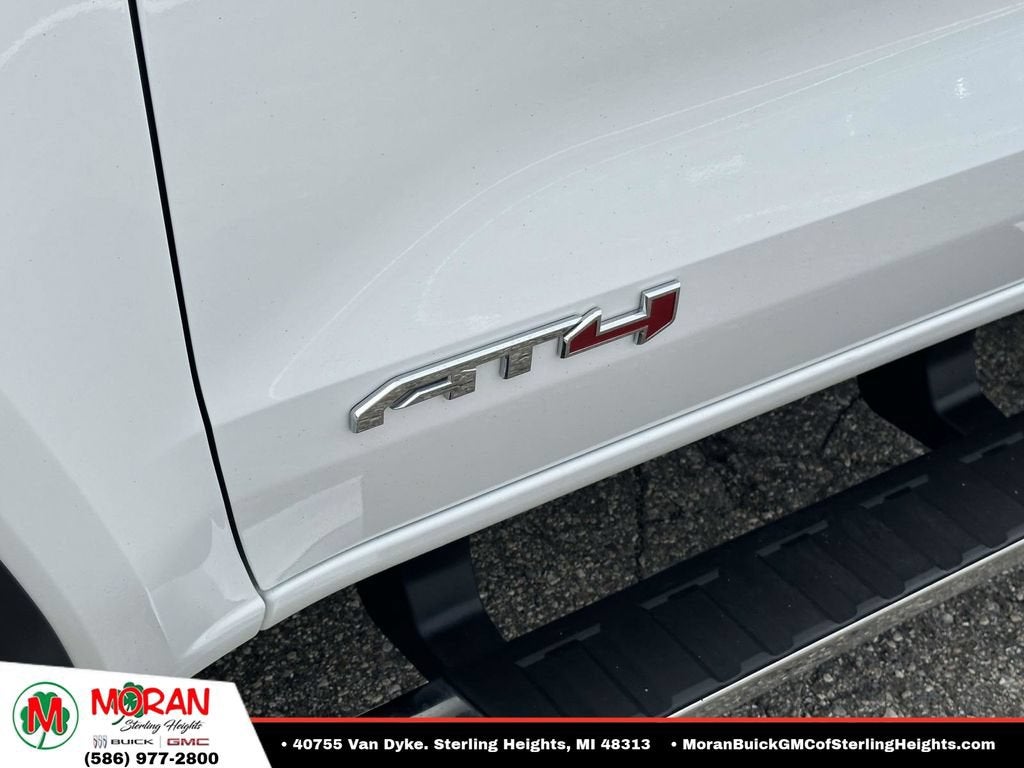 2023 GMC Canyon 4WD AT4