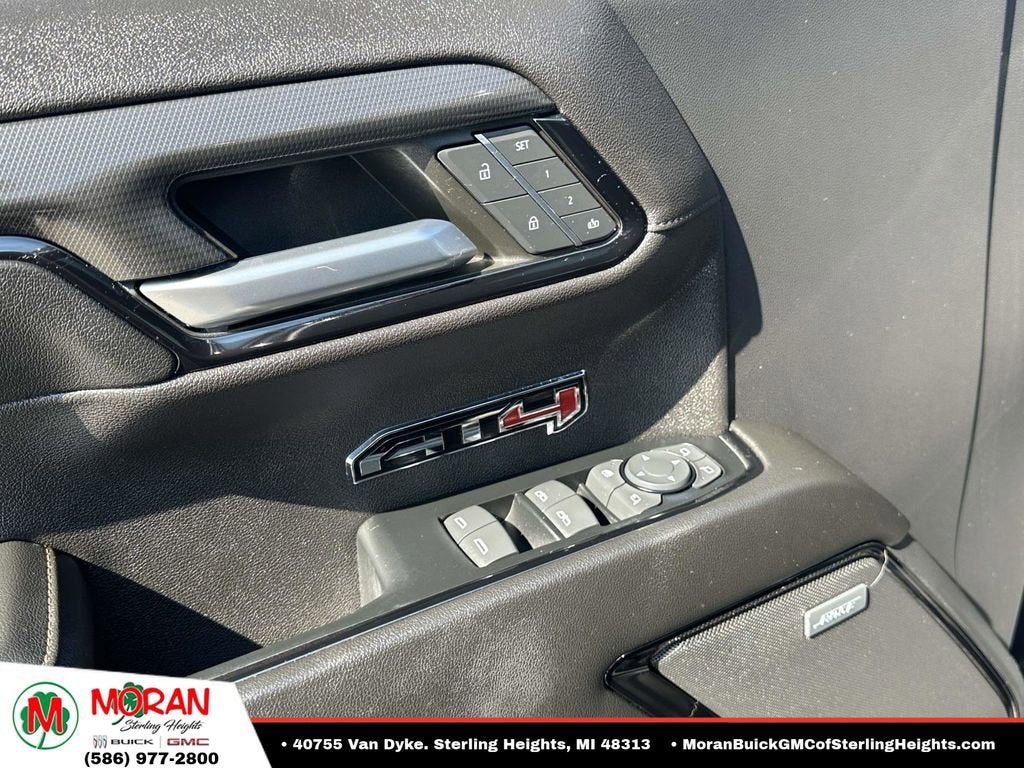 2023 GMC Sierra 1500 AT4