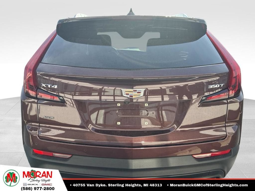 2022 Cadillac XT4 AWD Luxury