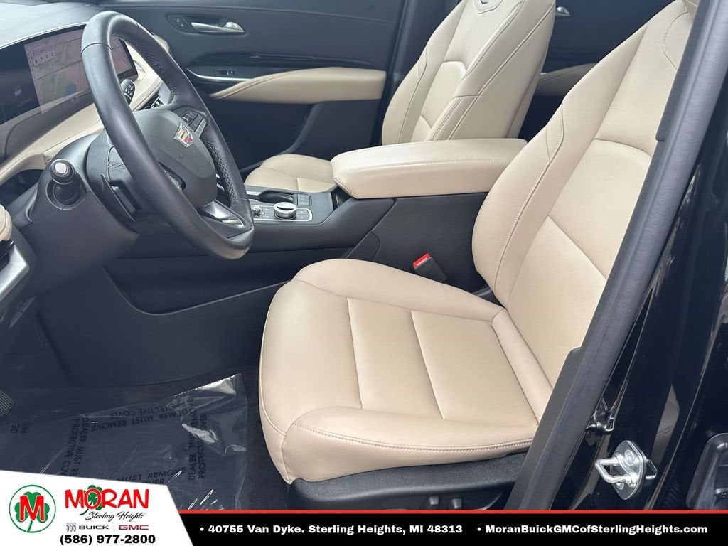 2024 Cadillac XT4 Luxury