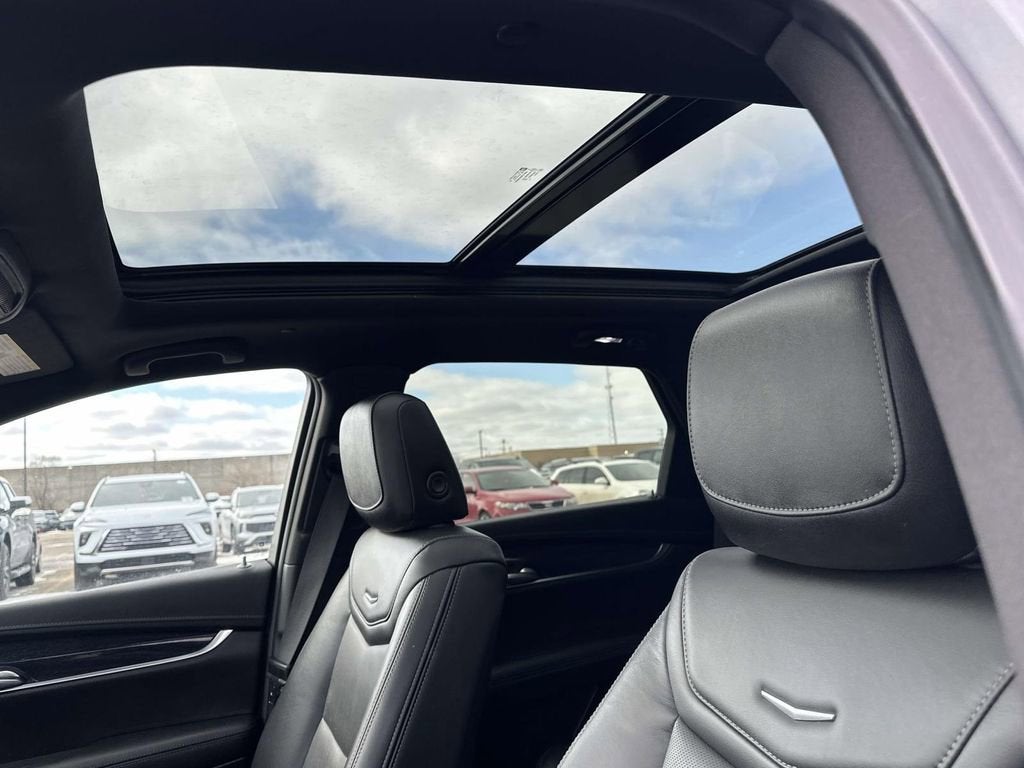 2023 Cadillac XT5 Premium Luxury