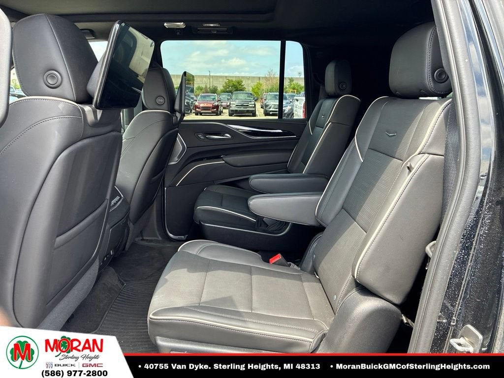 2022 Cadillac Escalade ESV Sport