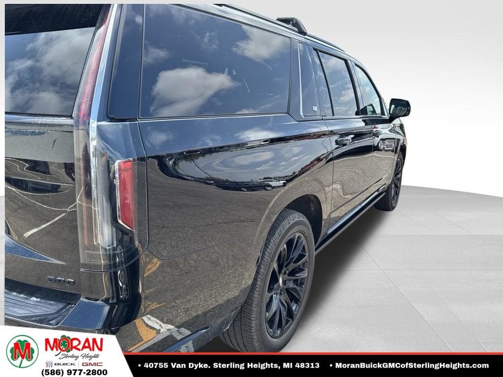 2022 Cadillac Escalade ESV Sport