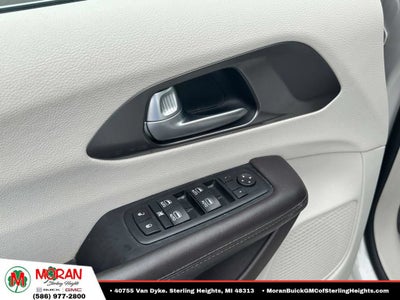 2017 Chrysler Pacifica Touring-L Plus
