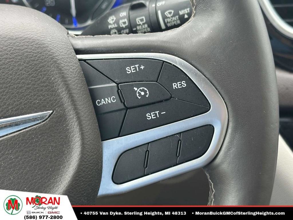 2017 Chrysler Pacifica Touring-L Plus