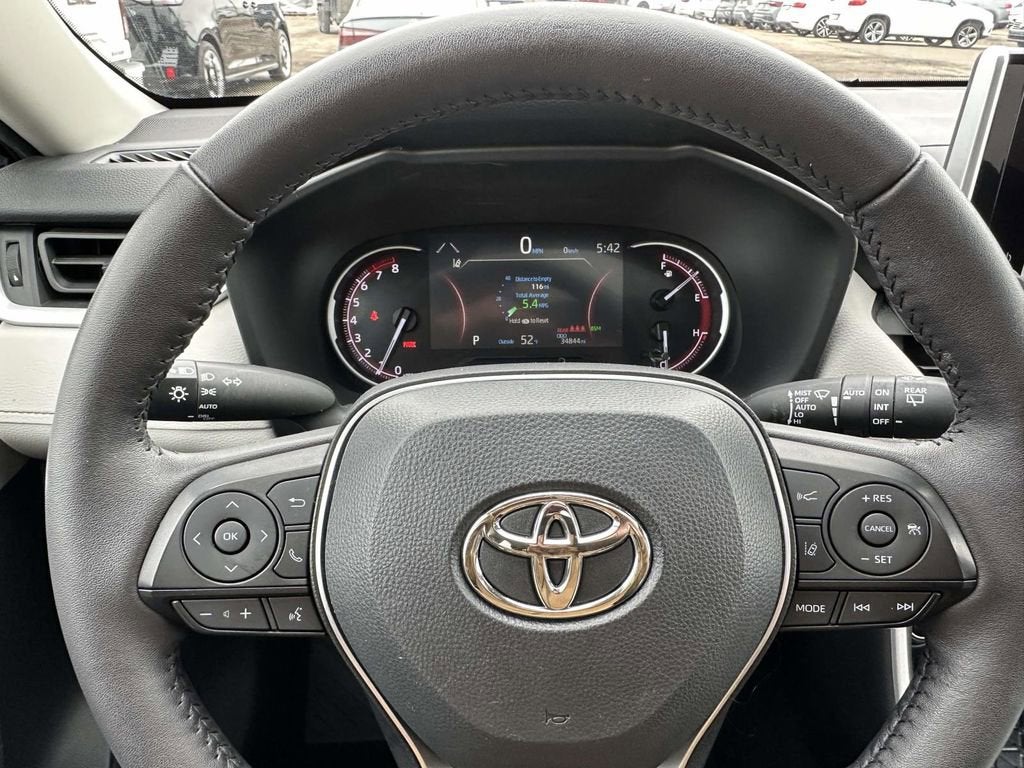 2024 Toyota RAV4 XLE