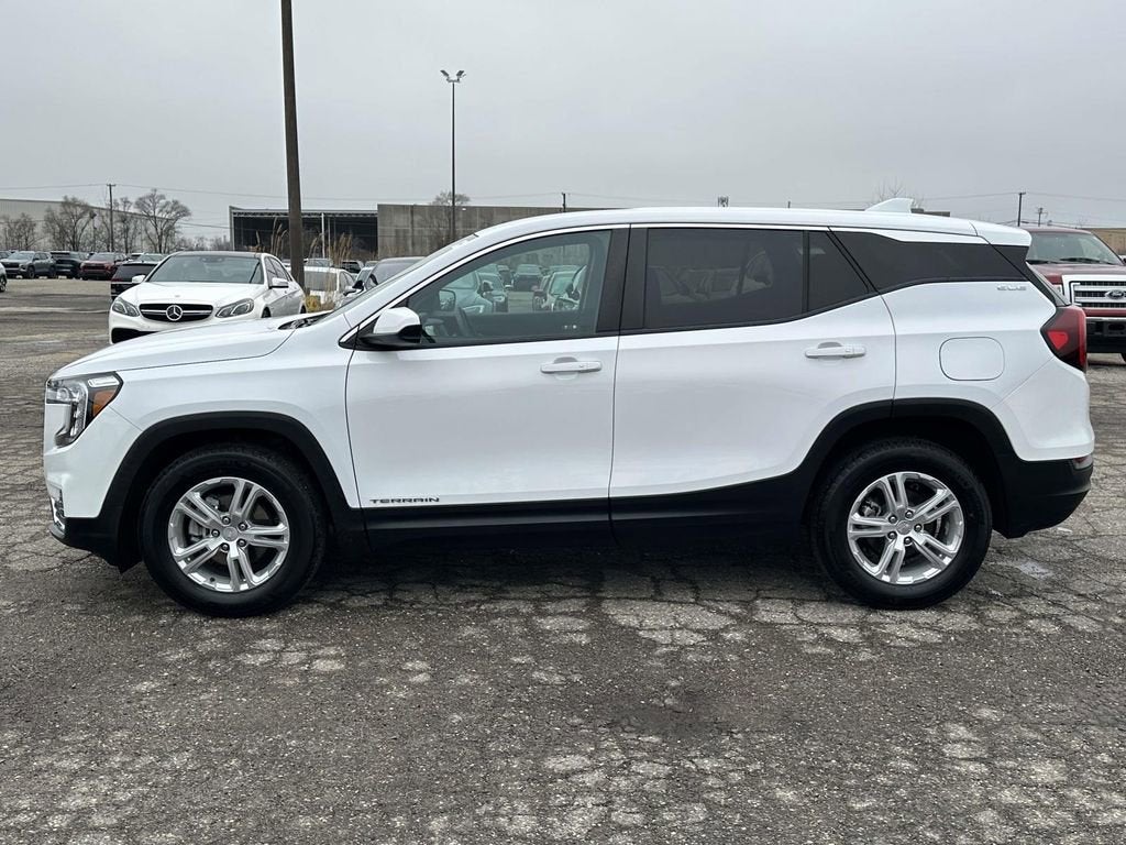 2023 GMC Terrain SLE