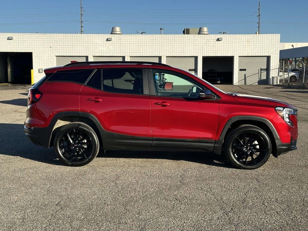 2023 GMC Terrain SLE