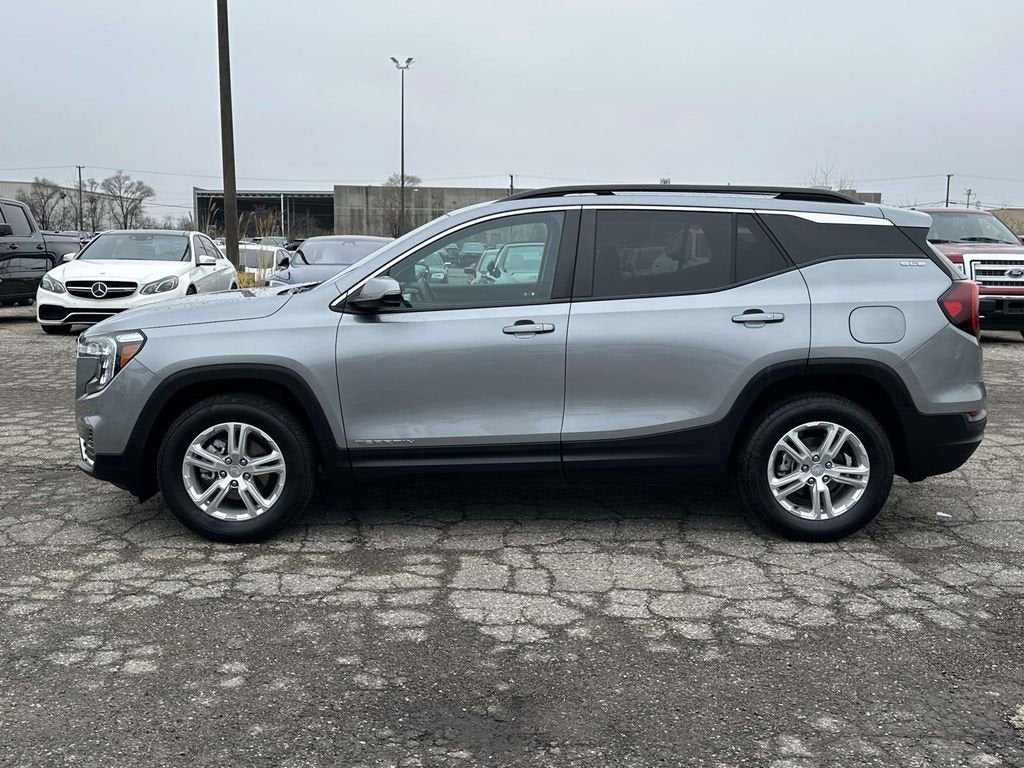 2023 GMC Terrain SLE