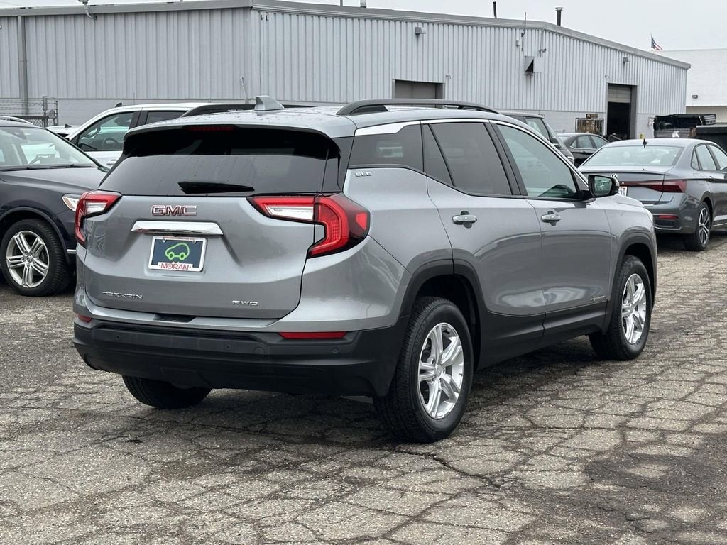 2023 GMC Terrain SLE
