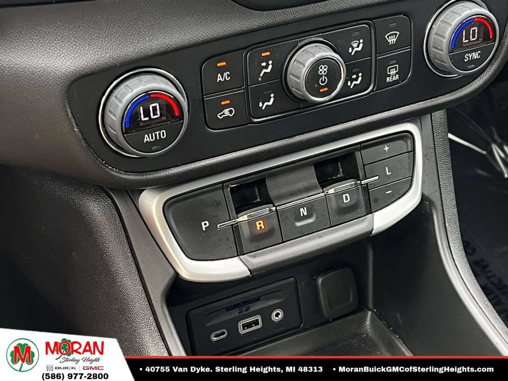2023 GMC Terrain SLT - Photo 27