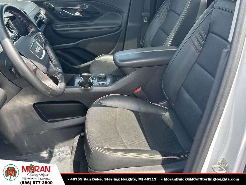 2023 GMC Terrain AT4