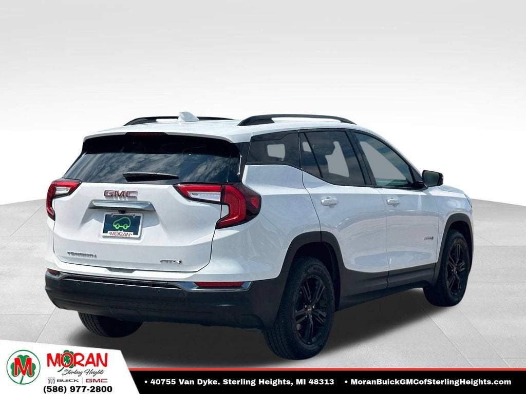2023 GMC Terrain AT4