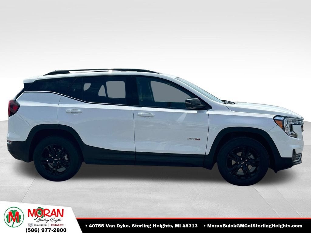 2023 GMC Terrain AT4