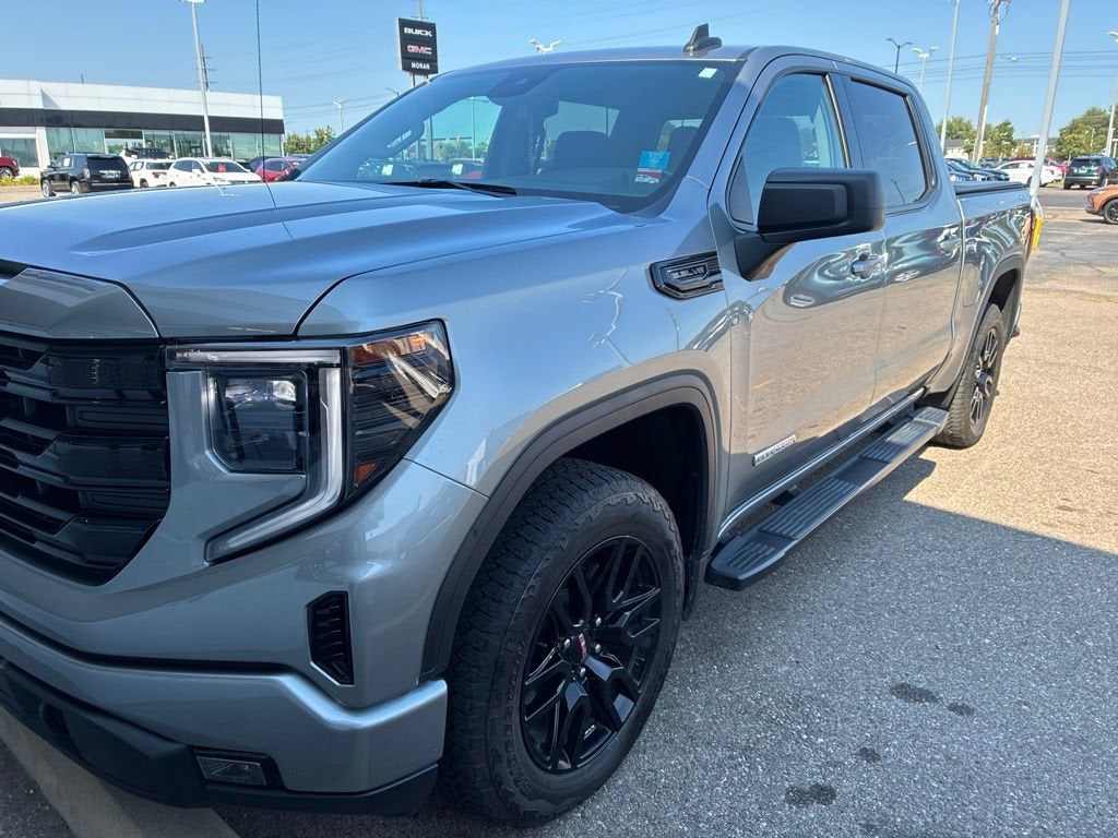2024 GMC Sierra 1500 Elevation