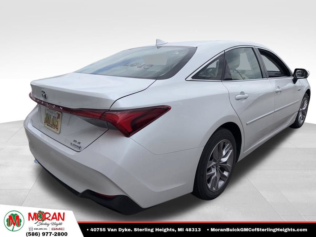 2021 Toyota Avalon XLE Hybrid