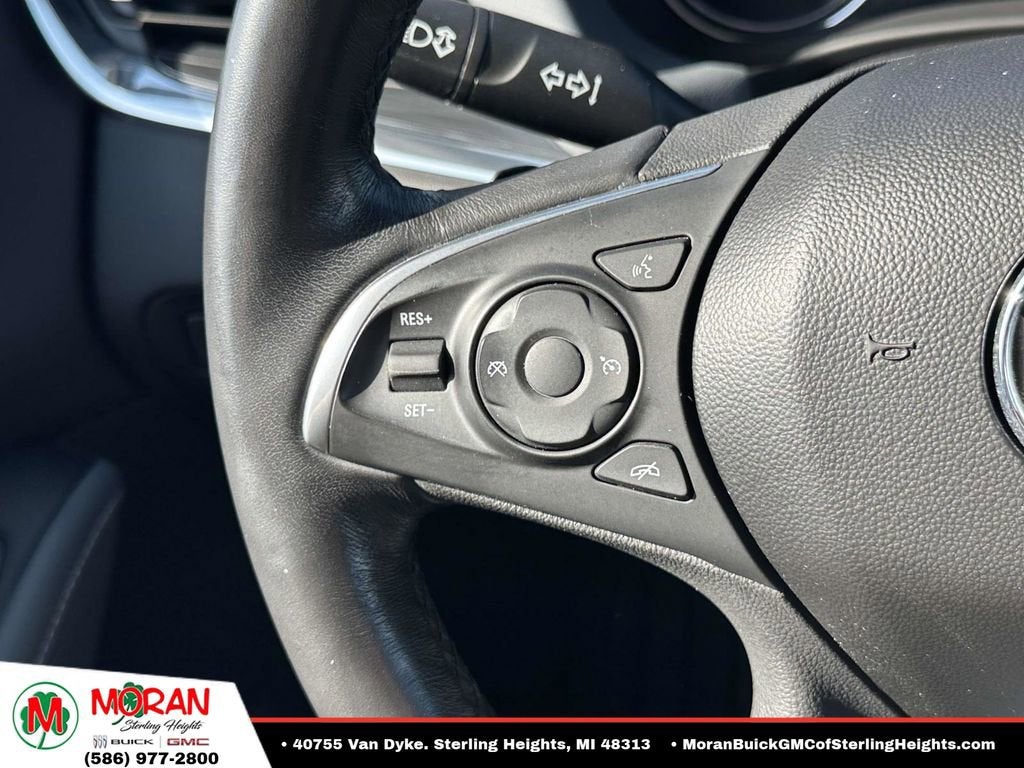 2020 Buick Enclave Essence