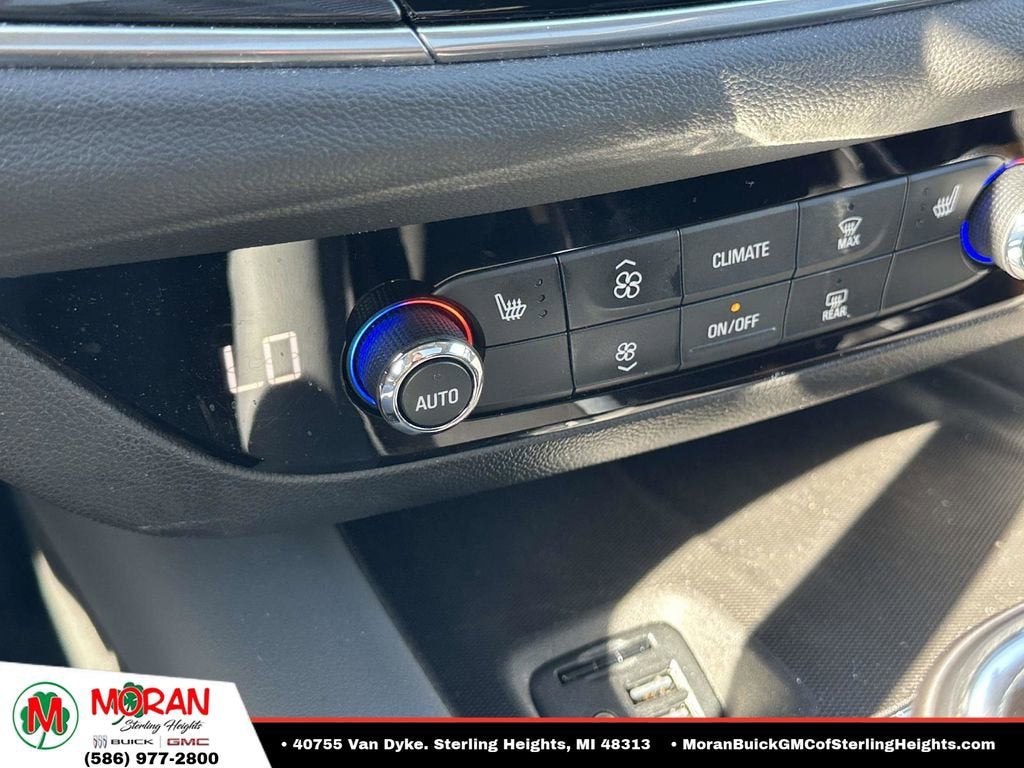 2020 Buick Enclave Essence