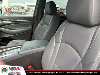 2022 Buick Enclave Essence