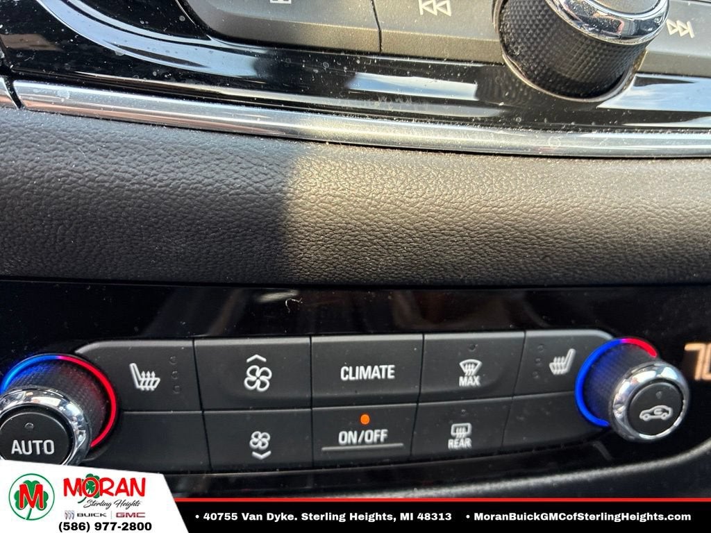 2024 Buick Enclave Essence