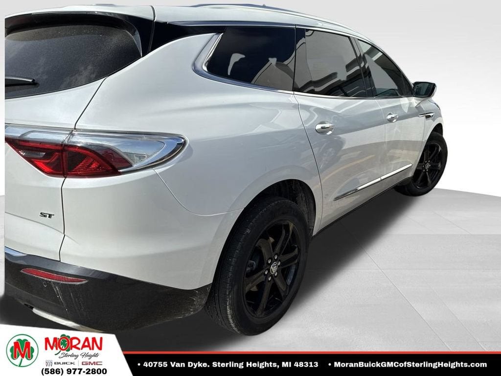 2024 Buick Enclave Essence