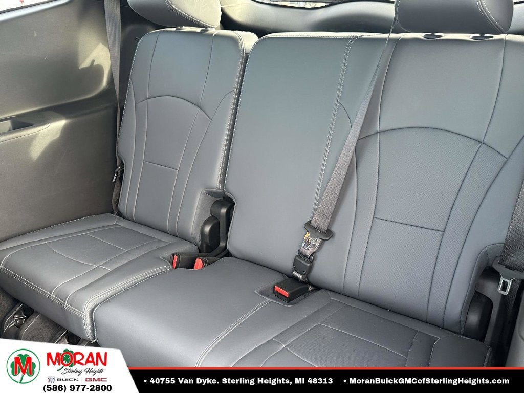 2024 Buick Enclave Essence - Photo 10