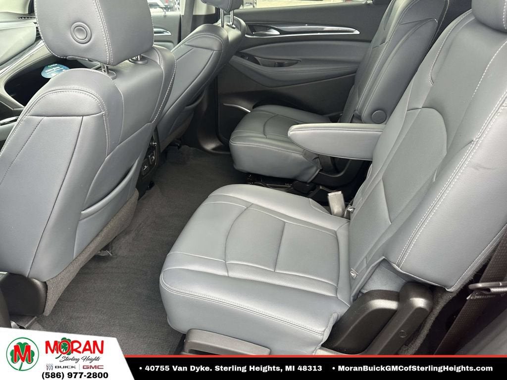 2021 Buick Enclave Essence